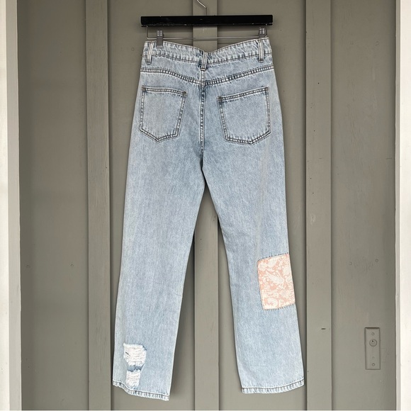 Easel Patch work Denim, light wash & distressed. Size small, fit more like XS - Picture 5 of 8